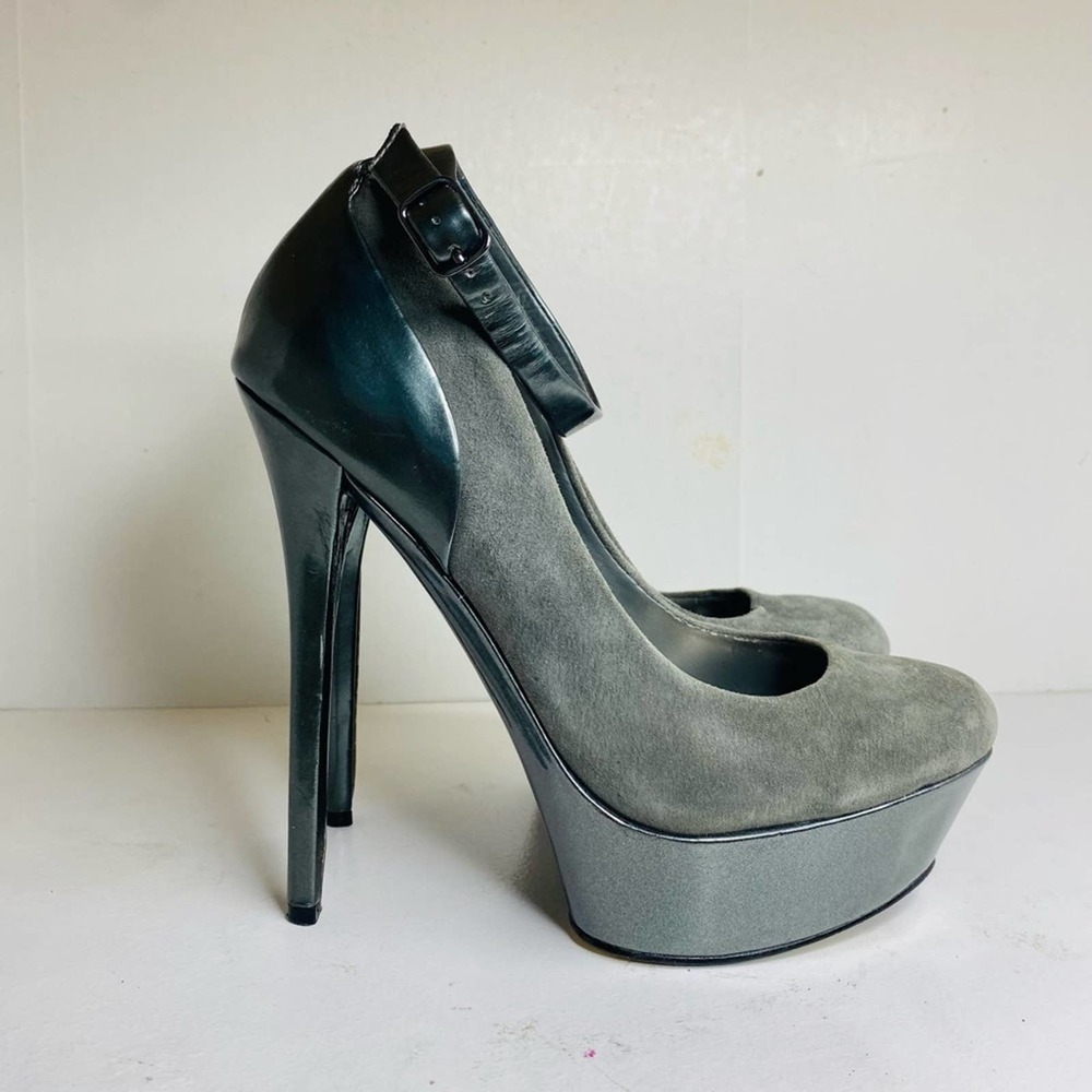 VINTAGE HEELS BAKER'S SHOES Suede GREY